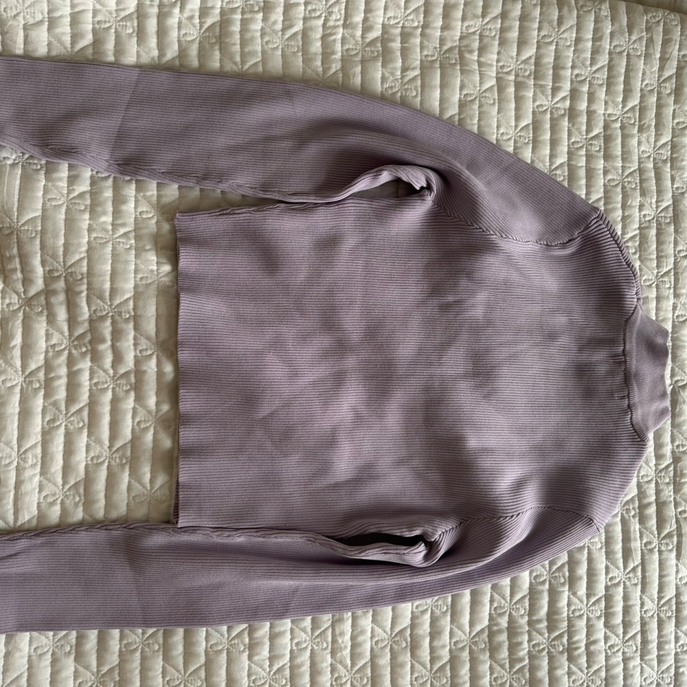 Forever 21 Lavender Long Sleeve Top - Picture 3 of 3